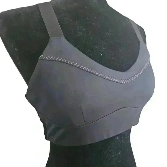 Fabletics Womens Black Low Impact Sports Bra M - Picture 3 of 9